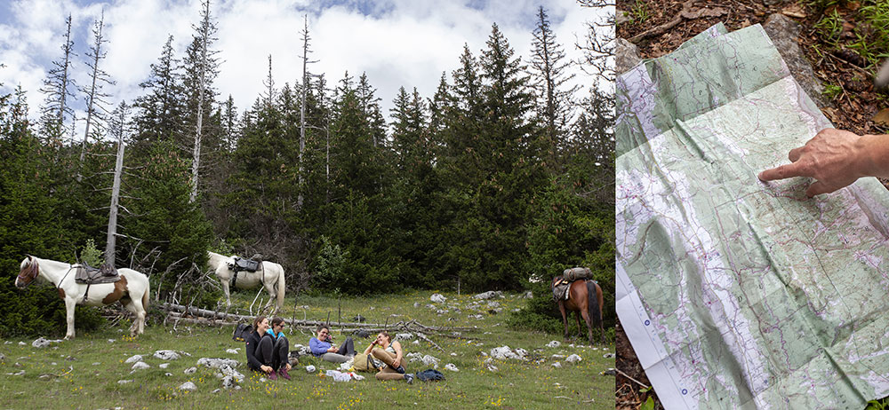 Un groupe de cavalières traverse les Hauts Plateaux du Vercors et se repose sur la Plaine de Darbounouse.