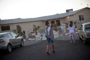 Bella arrive au Ranch aprÃ¨s quelques jours de repos en Californie.